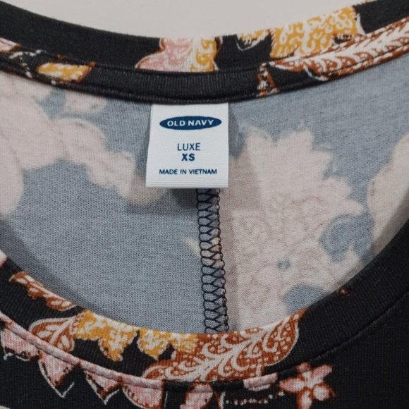 Old Navy Grey, Pink and Orange Paisley Tank - Picture 2 of 3